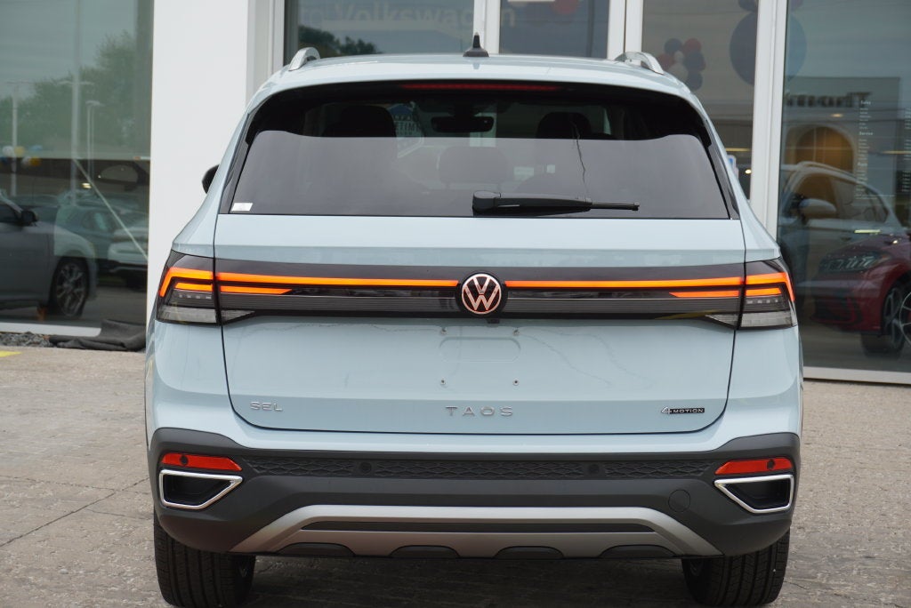 2027 Volkswagen Taos 1.5T SEL