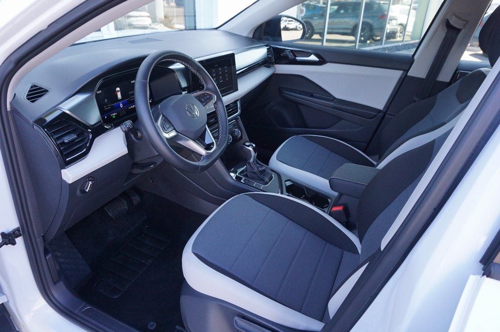 2025 Volkswagen Taos 1.5T S