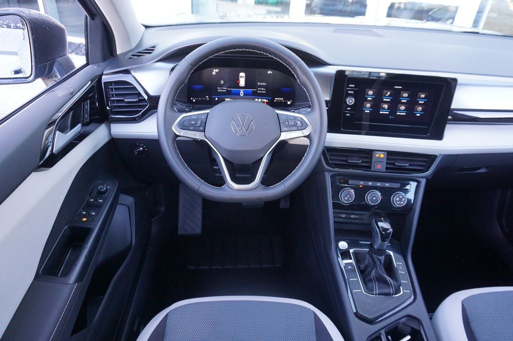 2025 Volkswagen Taos 1.5T S