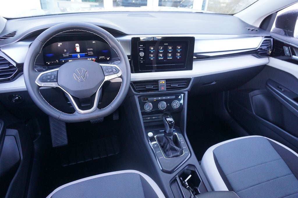 2025 Volkswagen Taos 1.5T S