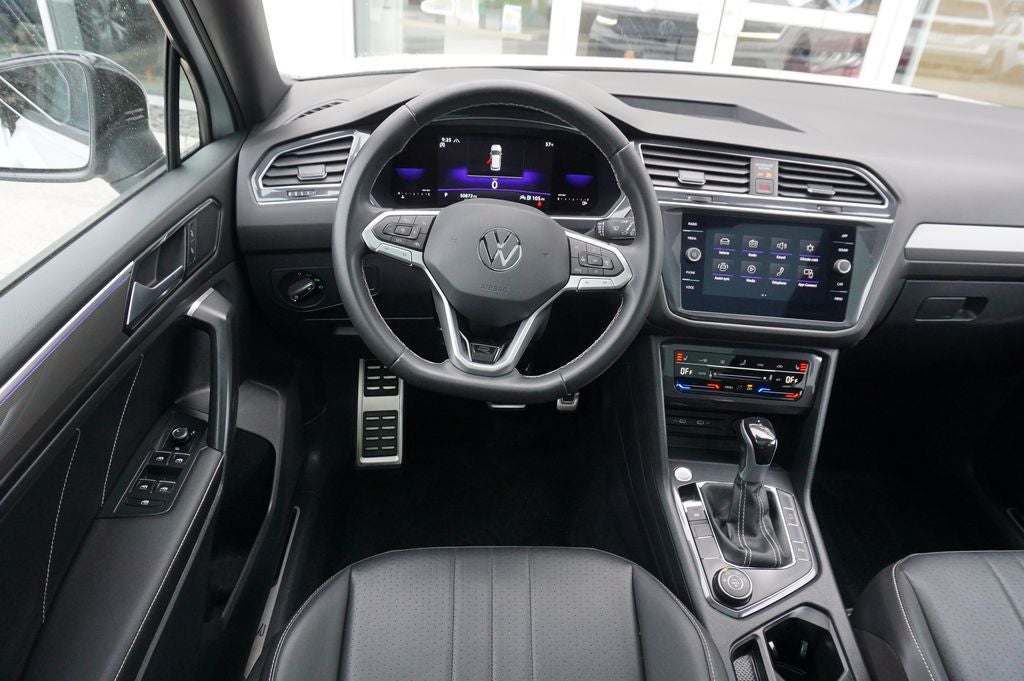 2023 Volkswagen Tiguan 2.0T SE R-Line Black