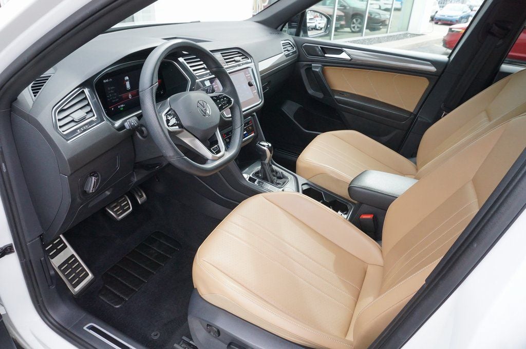 2022 Volkswagen Tiguan 2.0T SE R-Line Black