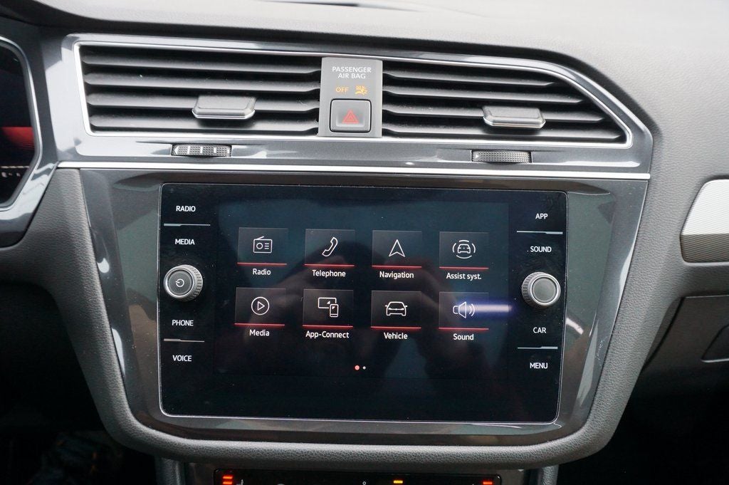 2022 Volkswagen Tiguan 2.0T SE R-Line Black