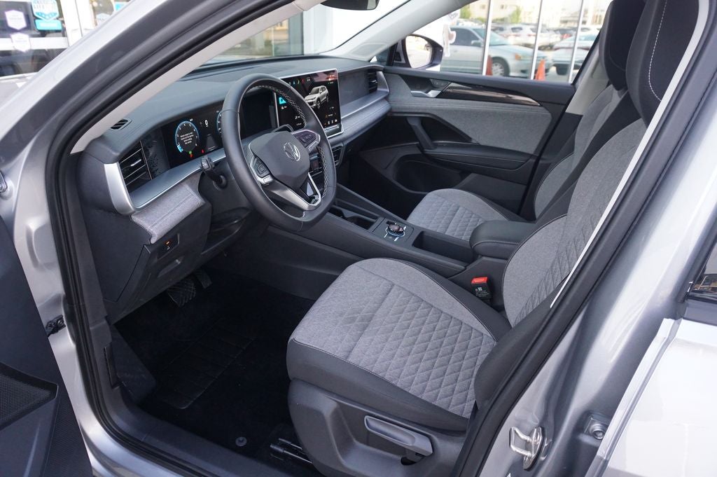 2025 Volkswagen Tiguan 2.0T S