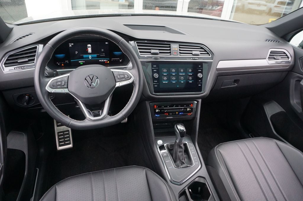 2023 Volkswagen Tiguan 2.0T SE R-Line Black