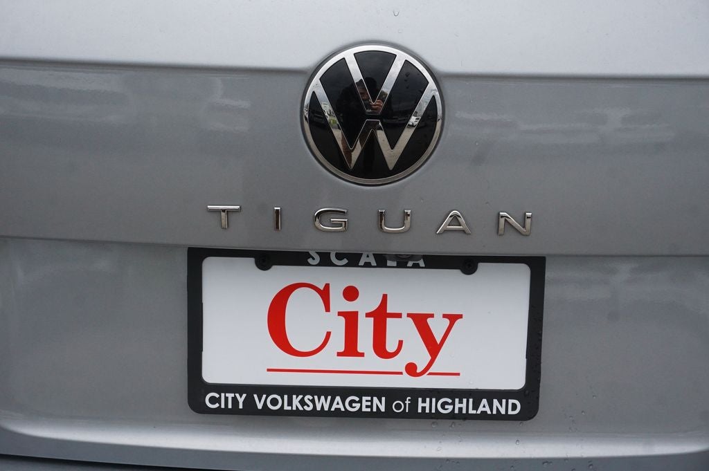 2023 Volkswagen Tiguan 2.0T SE R-Line Black