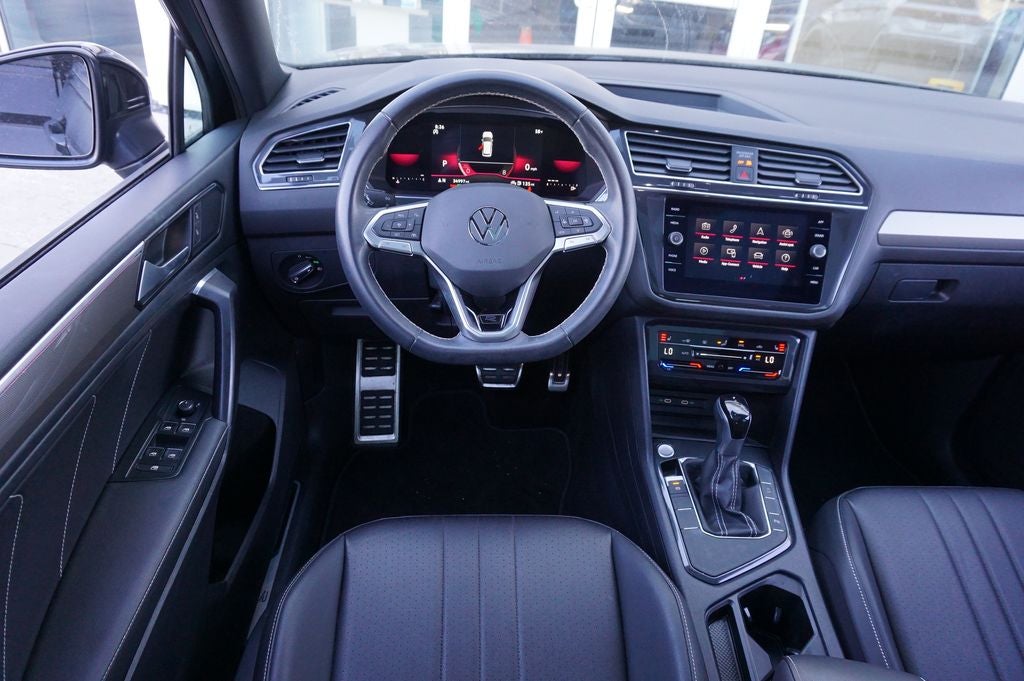 2023 Volkswagen Tiguan 2.0T SE R-Line Black