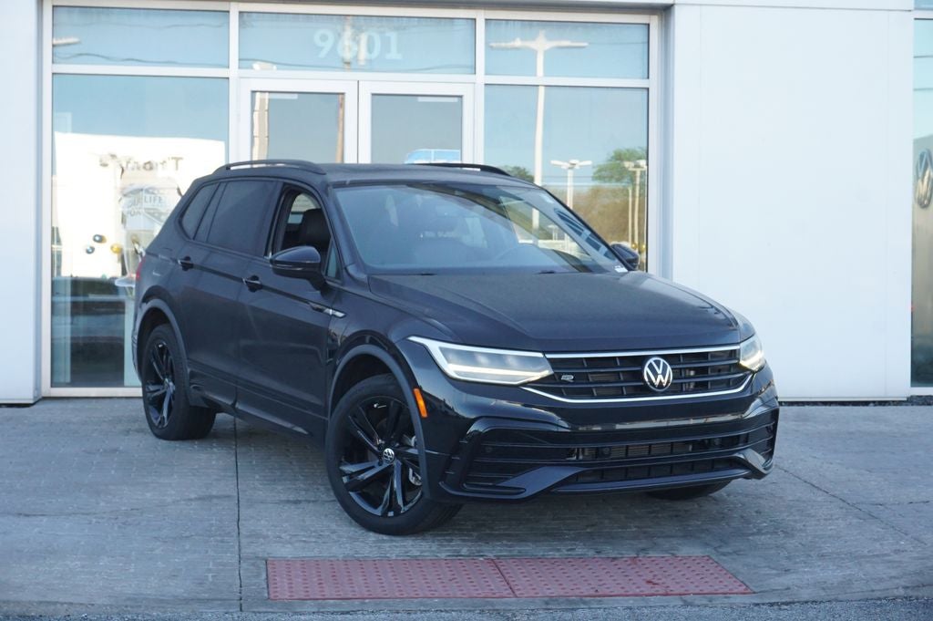 2023 Volkswagen Tiguan 2.0T SE R-Line Black