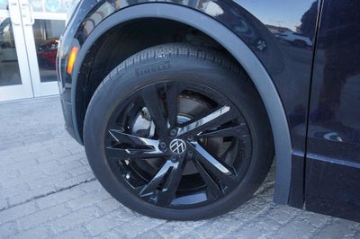 2023 Volkswagen Tiguan 2.0T SE R-Line Black