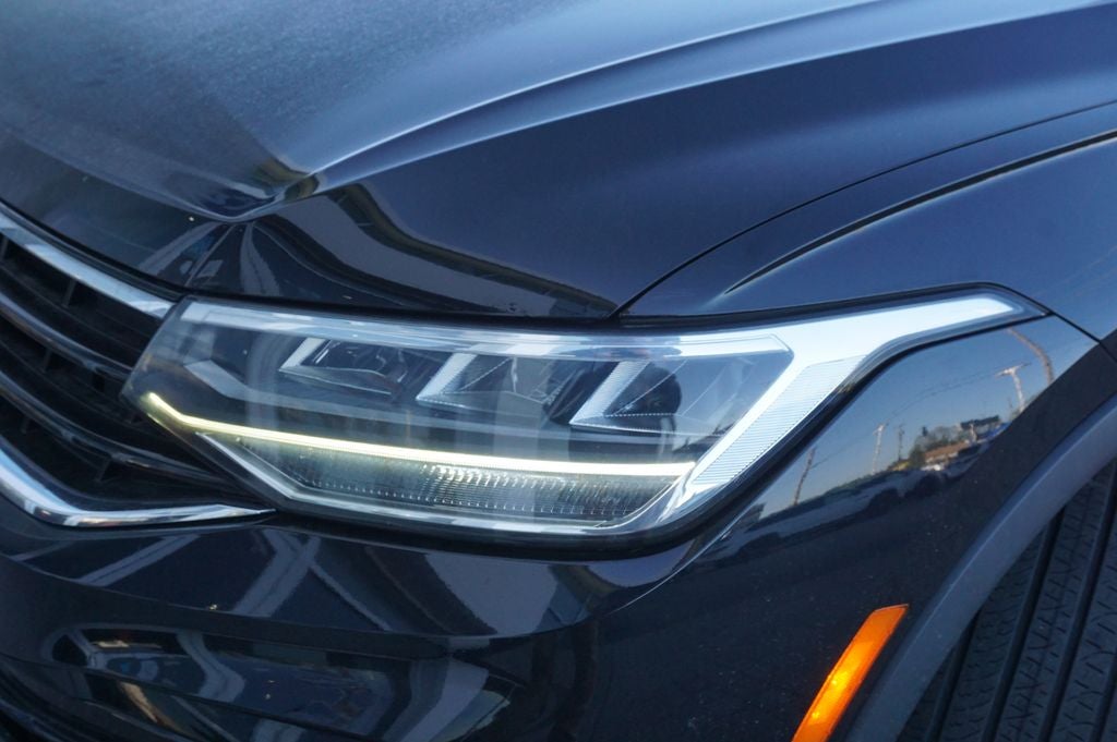2023 Volkswagen Tiguan 2.0T SE R-Line Black