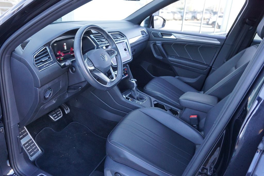 2023 Volkswagen Tiguan 2.0T SE R-Line Black