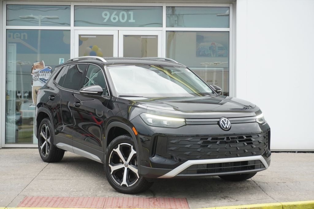 2025 Volkswagen Tiguan 2.0T SE