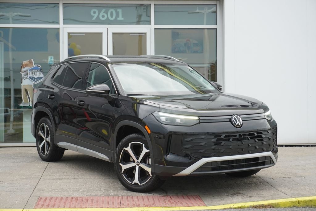 2025 Volkswagen Tiguan 2.0T SE