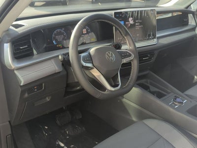 2025 Volkswagen Tiguan 2.0T SE