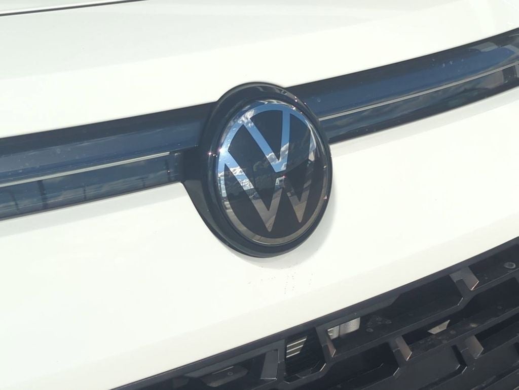 2025 Volkswagen Tiguan 2.0T SE