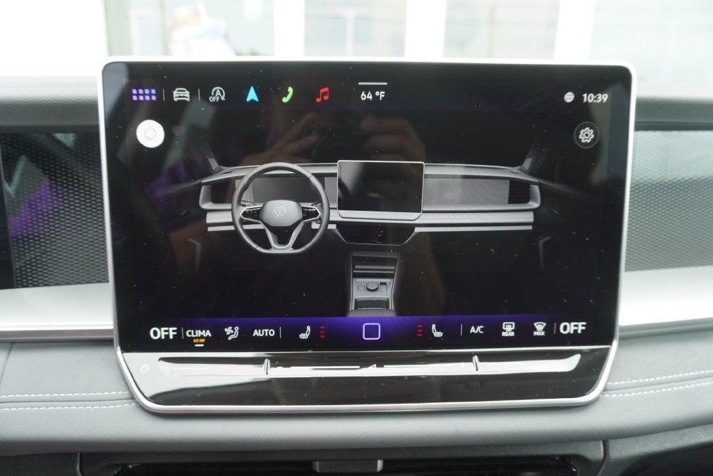 2025 Volkswagen Tiguan 2.0T SE