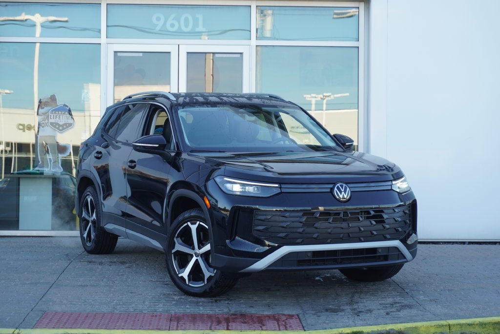 2025 Volkswagen Tiguan 2.0T SE