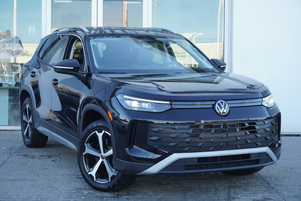 2025 Volkswagen Tiguan 2.0T SE
