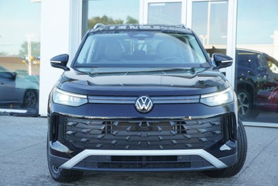2025 Volkswagen Tiguan 2.0T SE
