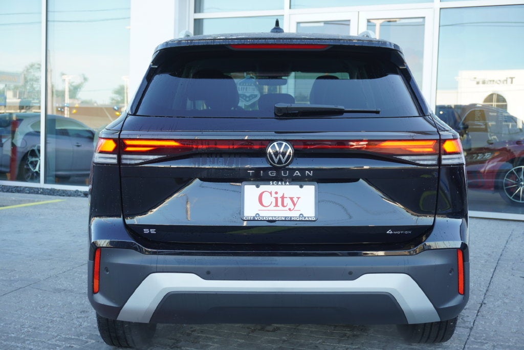 2025 Volkswagen Tiguan 2.0T SE