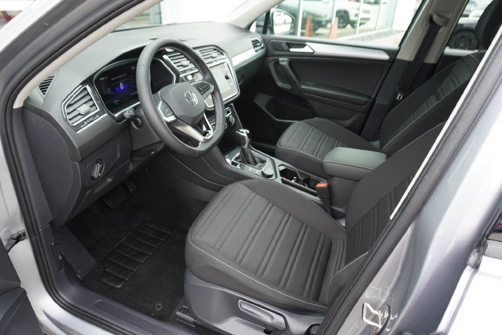 2024 Volkswagen Tiguan 2.0T S