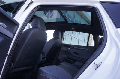 2025 Volkswagen Tiguan 2.0T SE R-Line Black