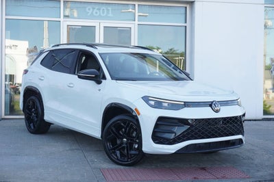 2025 Volkswagen Tiguan 2.0T SE R-Line Black