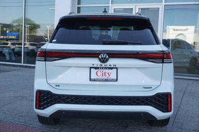 2025 Volkswagen Tiguan 2.0T SE R-Line Black