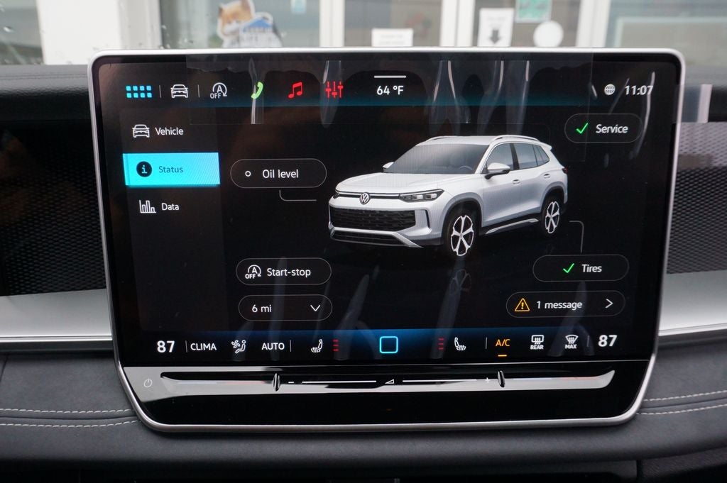 2026 Volkswagen Tiguan 2.0T SE R-Line Black