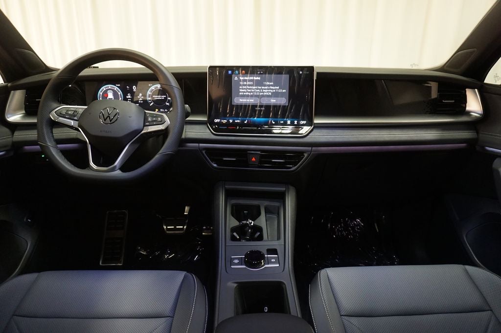 2026 Volkswagen Tiguan 2.0T SE R-Line Black