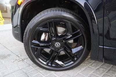 2025 Volkswagen Tiguan 2.0T SE R-Line Black
