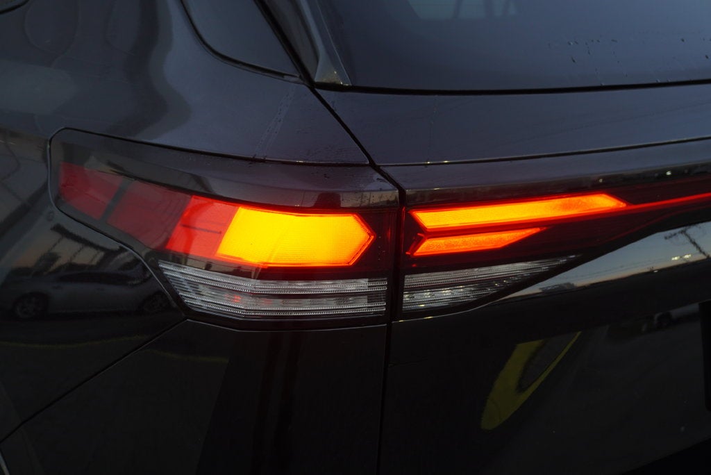 2025 Volkswagen Tiguan 2.0T SE R-Line Black