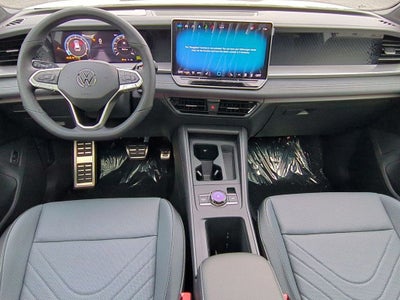 2025 Volkswagen Tiguan 2.0T SE R-Line Black