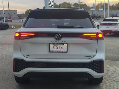 2026 Volkswagen Tiguan 2.0T SE R-Line Black