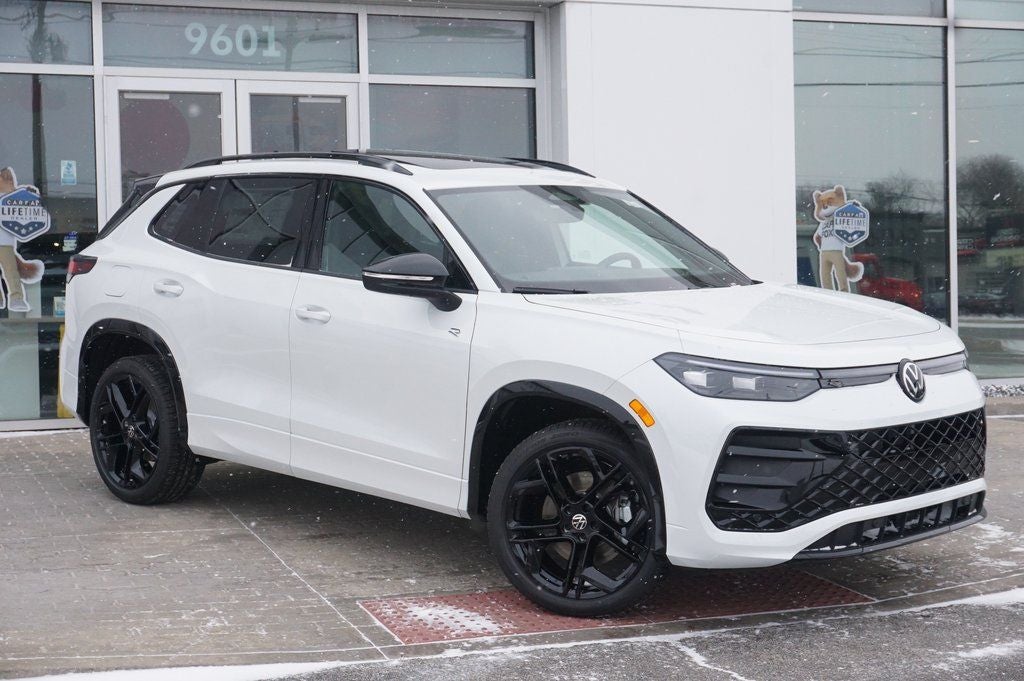 2026 Volkswagen Tiguan 2.0T SE R-Line Black