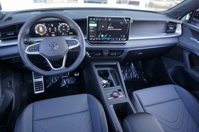 2026 Volkswagen Tiguan 2.0T SE R-Line Black