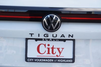 2026 Volkswagen Tiguan 2.0T SE R-Line Black