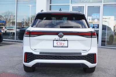 2026 Volkswagen Tiguan 2.0T SE R-Line Black