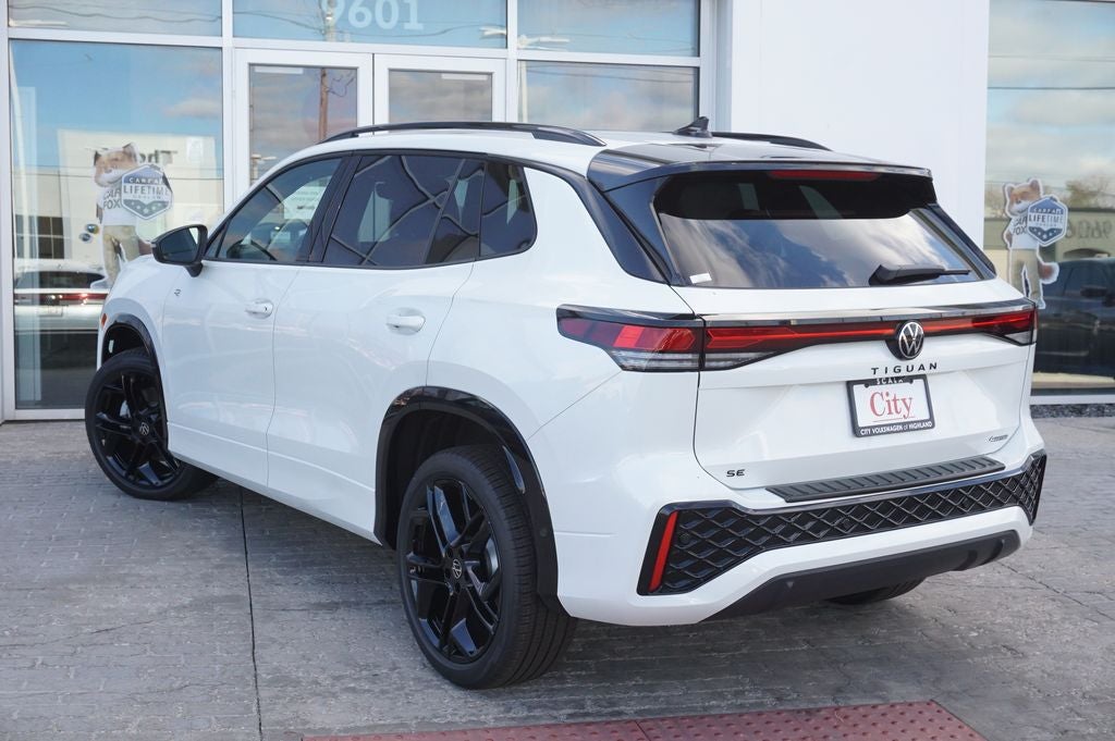 2026 Volkswagen Tiguan 2.0T SE R-Line Black