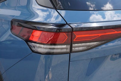 2025 Volkswagen Tiguan 2.0T SE R-Line Black