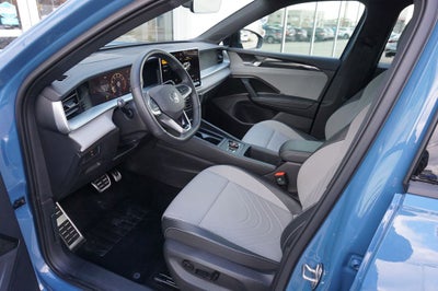 2025 Volkswagen Tiguan 2.0T SE R-Line Black