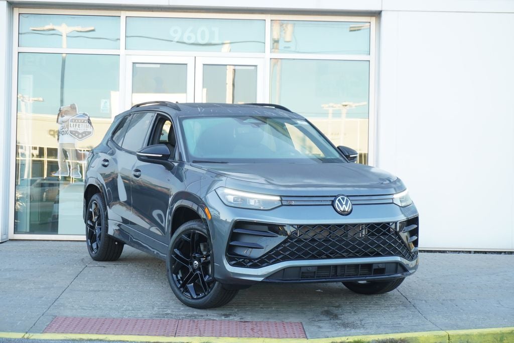 2026 Volkswagen Tiguan 2.0T SE R-Line Black