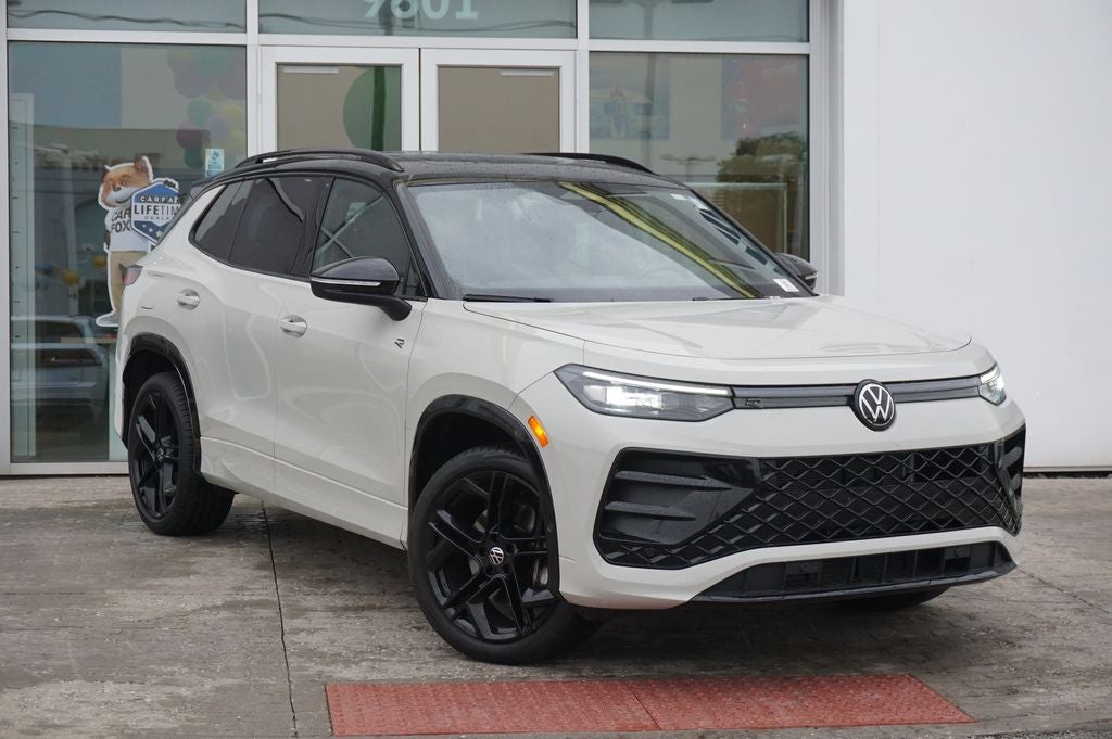 2025 Volkswagen Tiguan 2.0T SE R-Line Black