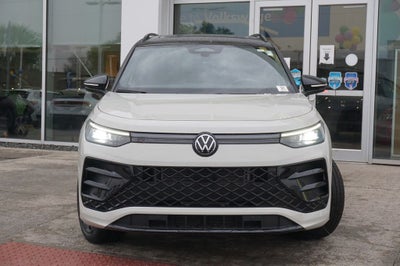 2025 Volkswagen Tiguan 2.0T SE R-Line Black