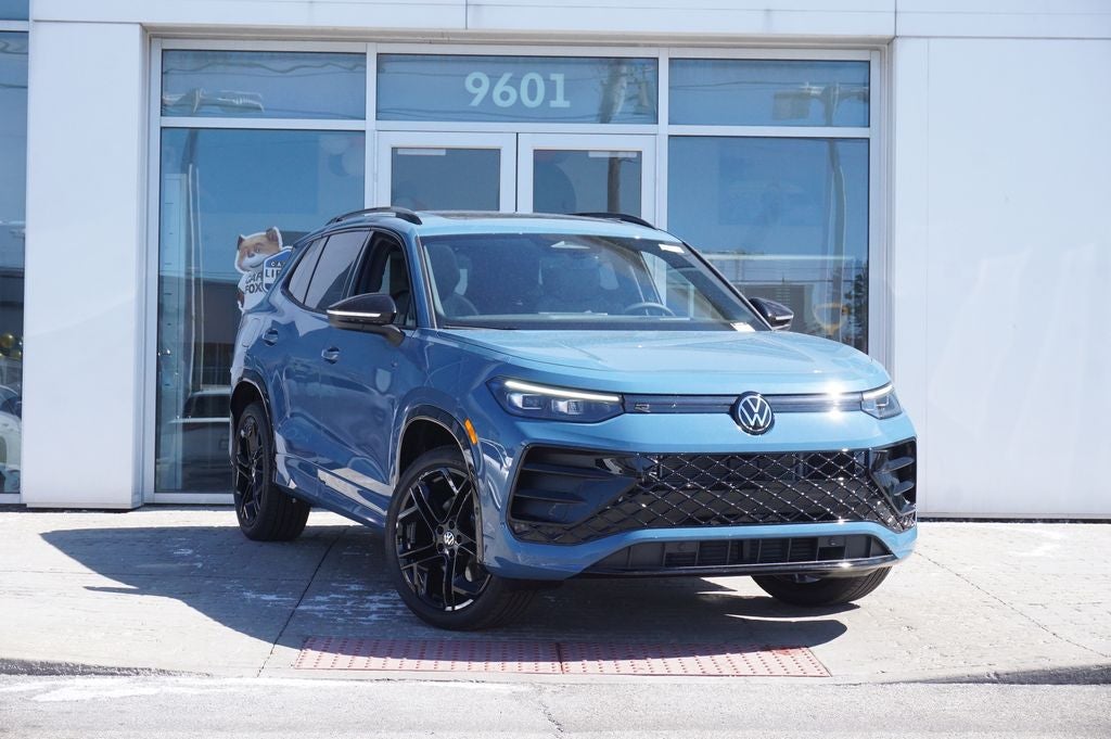 2026 Volkswagen Tiguan 2.0T SE R-Line Black