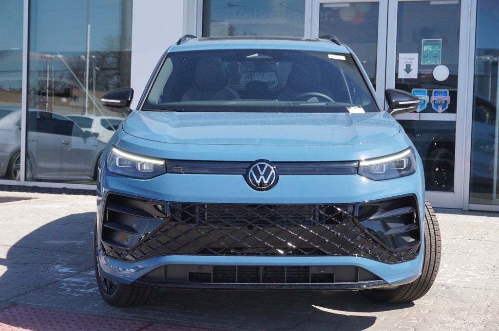 2026 Volkswagen Tiguan 2.0T SE R-Line Black