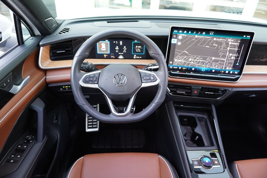 2025 Volkswagen Tiguan 2.0T SEL R-Line