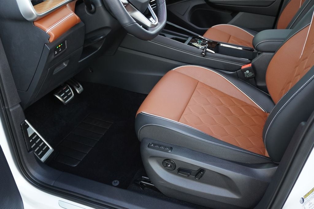 2025 Volkswagen Tiguan 2.0T SEL R-Line