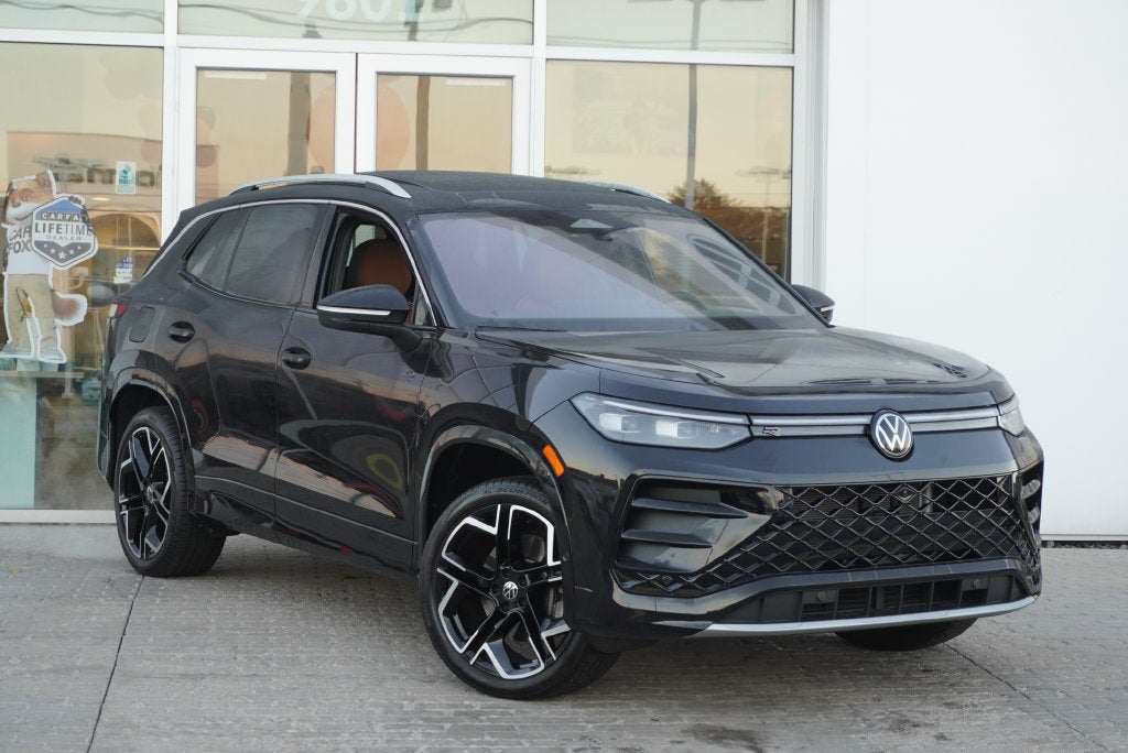 2025 Volkswagen Tiguan 2.0T SEL R-Line