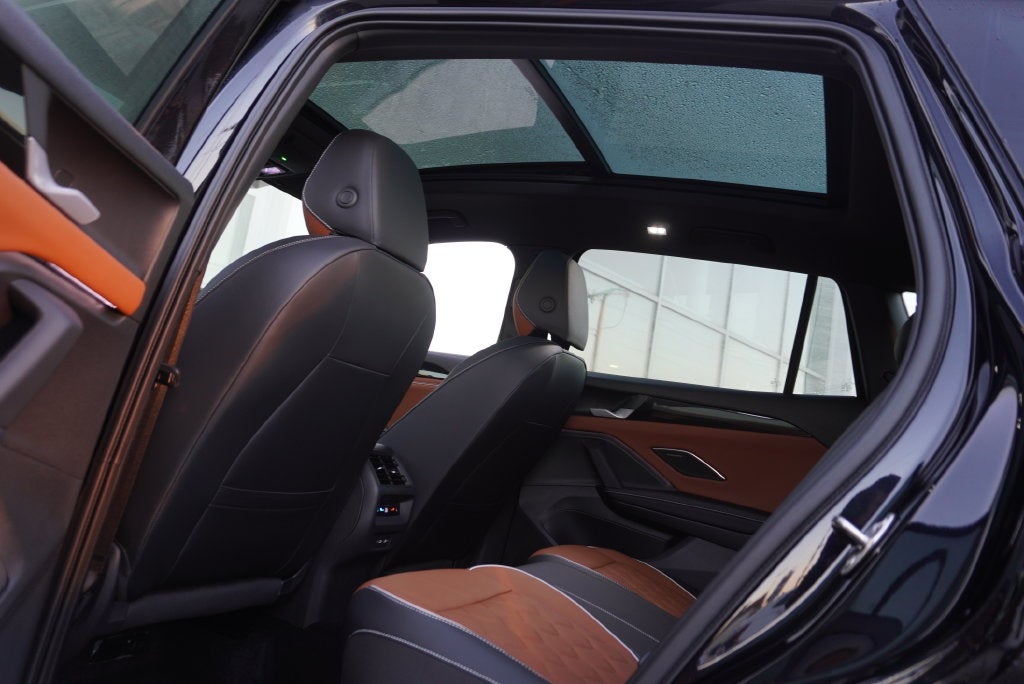 2025 Volkswagen Tiguan 2.0T SEL R-Line